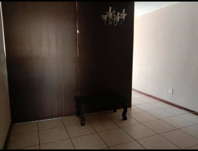 3 BEDROOM APARTMENT FOR SALE IN SUNNYSIDE